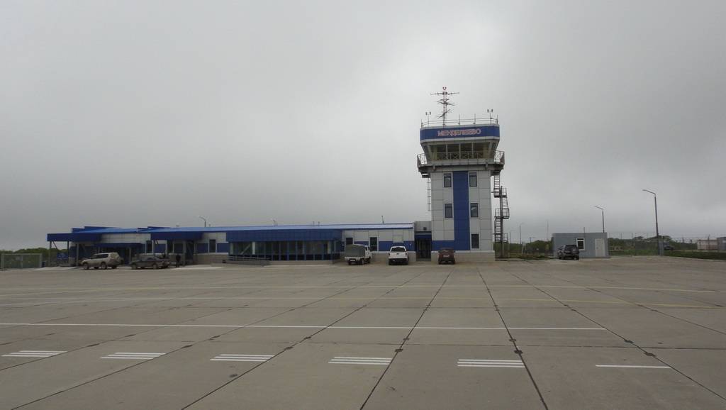 Аэропорт южно-курильск менделеево (yuzhno kurilsk mendeleyevo airport)