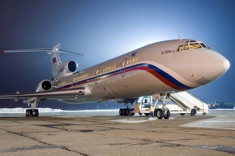 Ту-154 — труженик неба