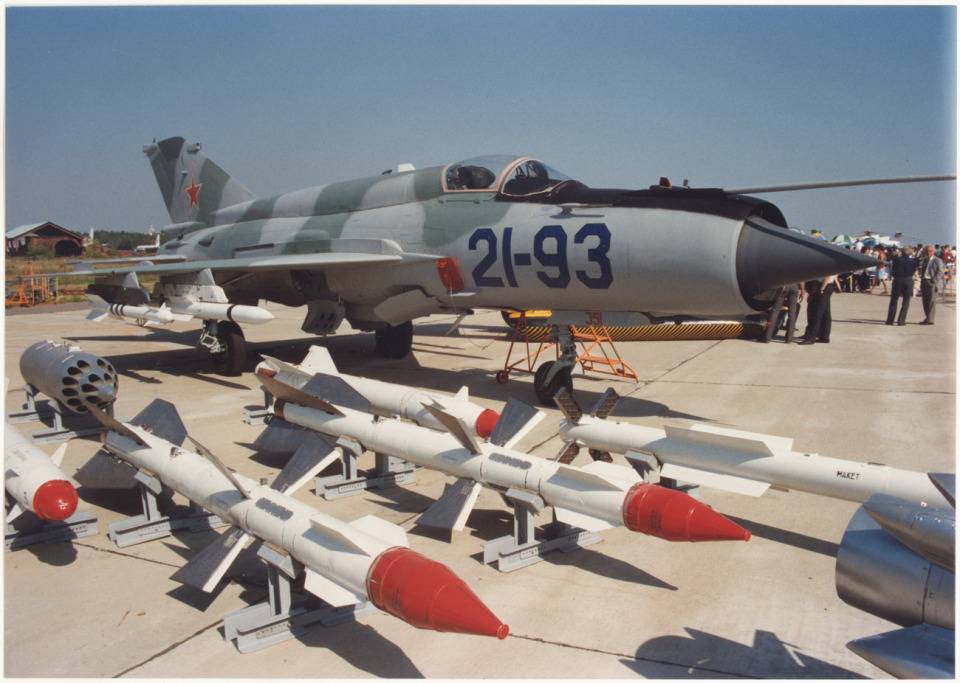 Истребитель МиГ-21: технические характеристики, история