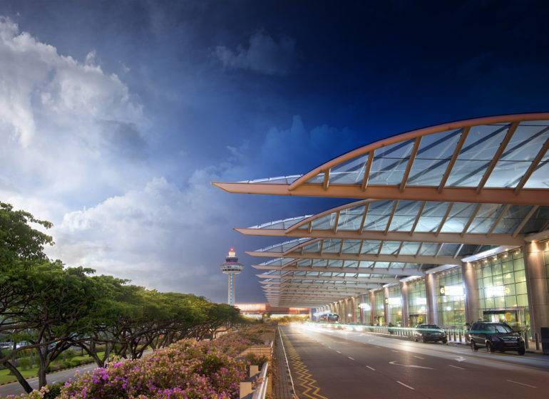 Международный аэропорт сингапура чанги (sin). онлайн табло