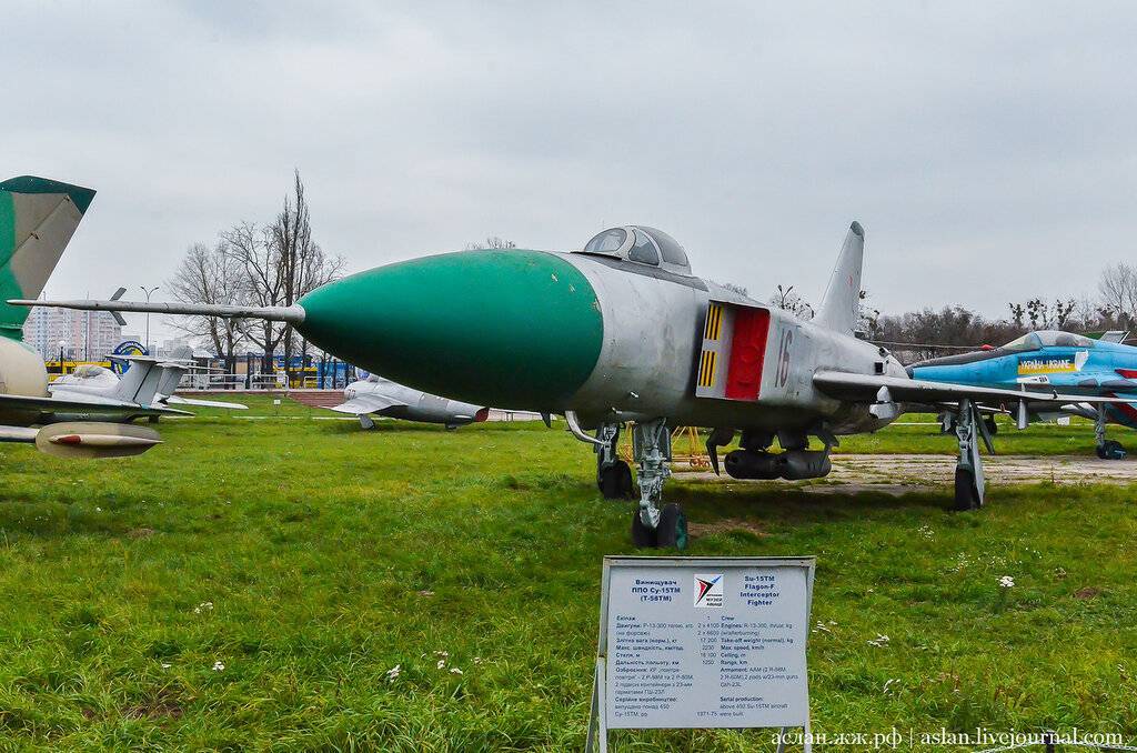 Государственный музей авиации украины, киев