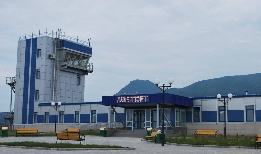 Аэропорт южно-курильск (менделеево): расположение, транспортное сообщение, табло и другая справочная информация