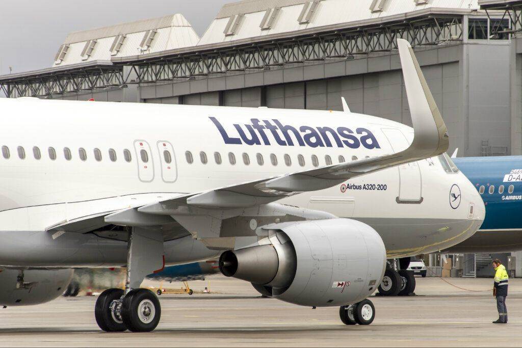Немецкие авиалинии: крупнейшие авиакомпании германии (lufthansa, germania airlines и другие), список менее известных, отзывы пассажиров