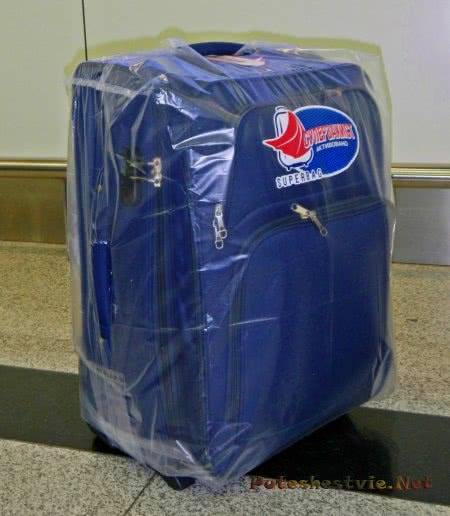 Как упаковать чемодан в самолет пленкой в домашних условиях, правила