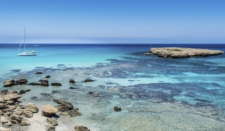 Пляжный сезон на кипре по месяцам: когда лучше отдыхать?