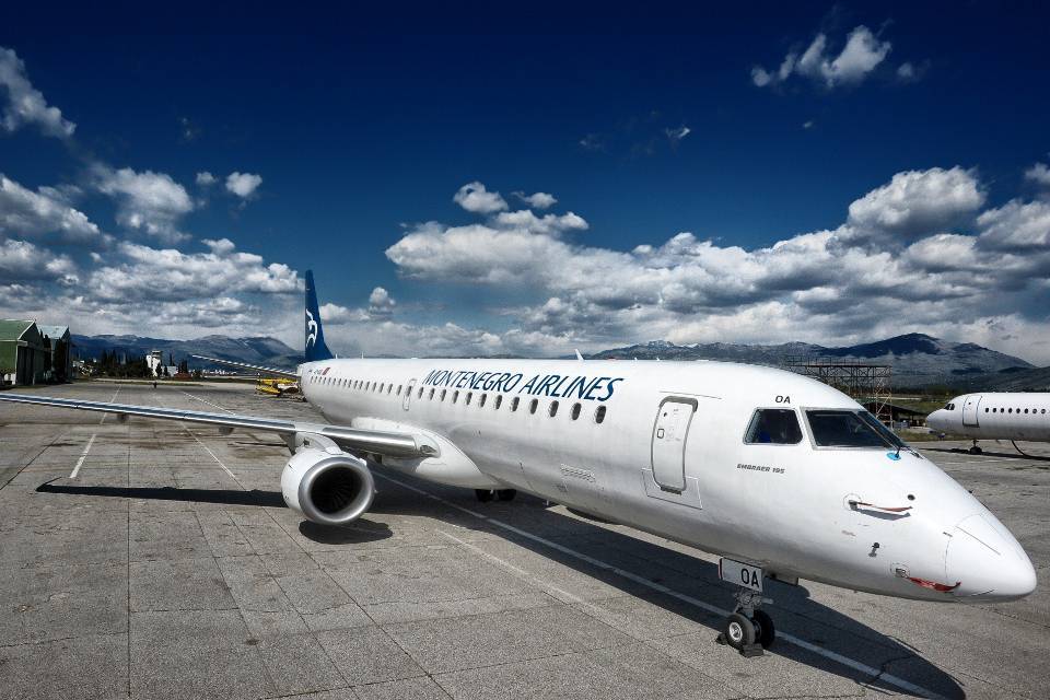 Montenegro airlines: официальный сайт черногорских авиалиний - туристический портал