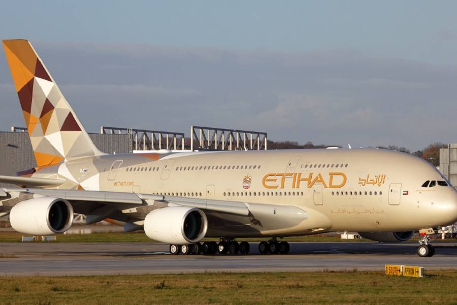 Etihad airways: национальная авиакомпания оаэ