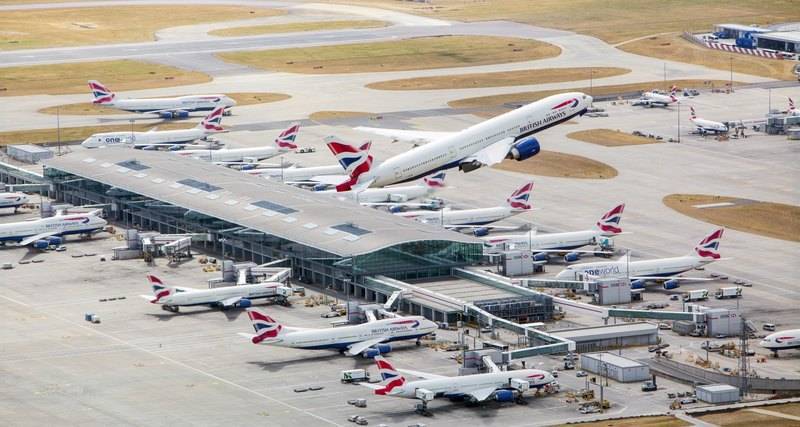 Какие крупнейшие аэропорты великобритании?