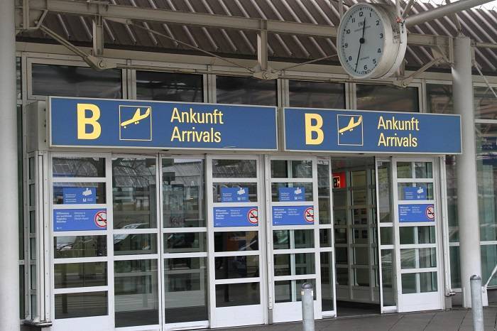 Аэропорт франкфурт-на-майне и как добраться до центра города: такси, поезд, автобусы