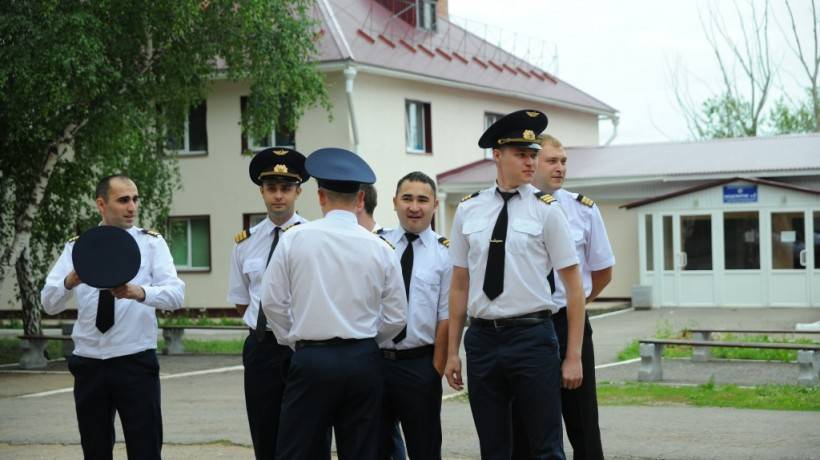 Сызранское высшее военное авиационное училище летчиков