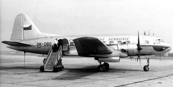 Послевоенный «воздушный автобус» самолет ил-12
