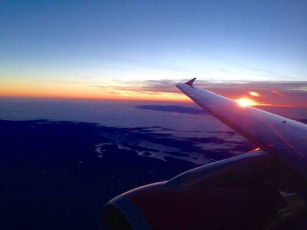 Пилот делает потрясающие фото неба из кабины самолёта