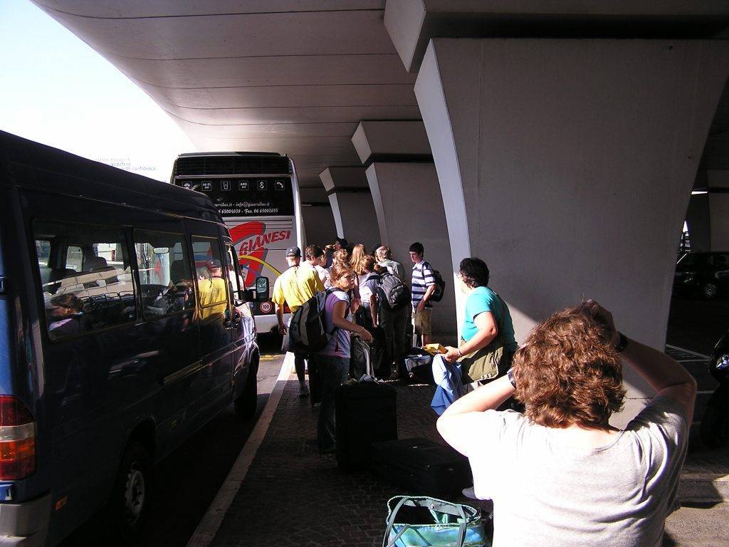 Как добраться в рим из аэропорта фьюмичино