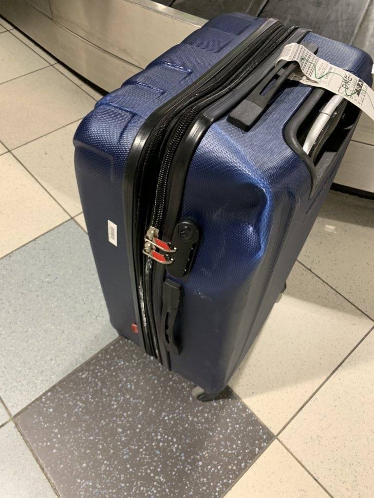 Имеют ли право сотрудники аэропорта вскрывать багаж