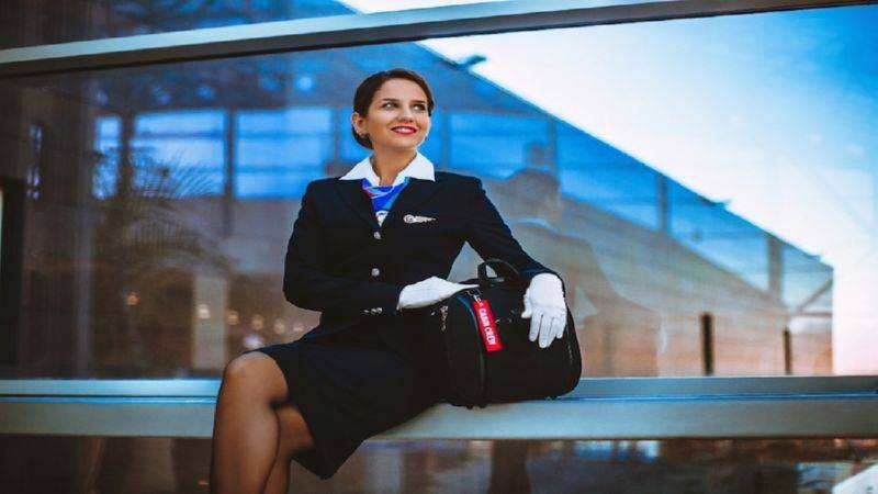 Зарплата стюардессы: сколько зарабатывают в аэрофлоте и не только