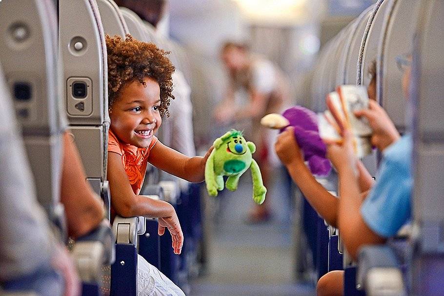 Перелет с ребенком до года в самолете – с грудничком на отдых