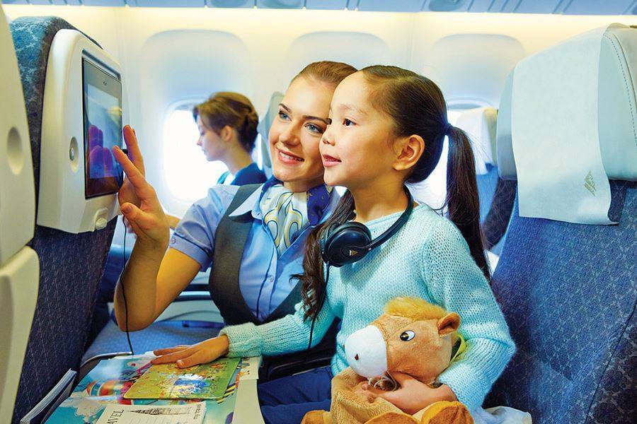 Услуга сопровождения ребенка в самолете