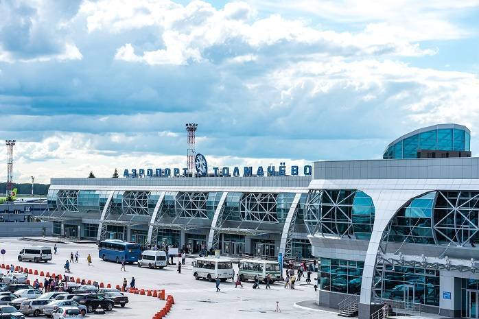 Международный аэропорт толмачево, онлайн-табло, расписание рейсов — air-ticket.su