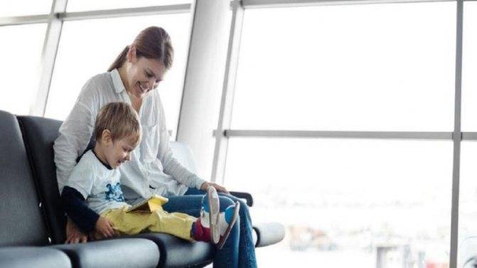 Перевозка несопровождаемых детей на борту воздушного судна, требование авиакомпаний для допуска несовершеннолетних детей на чартерный и регулярный рейс