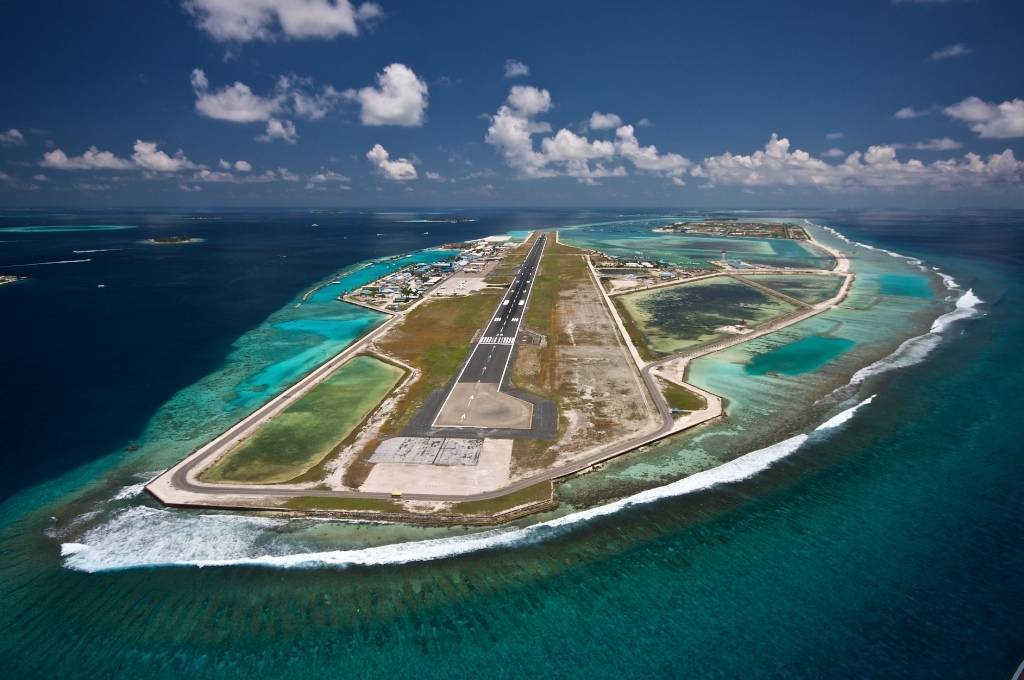 Мальдивы: описание аэропортов, расположение, маршруты на карте