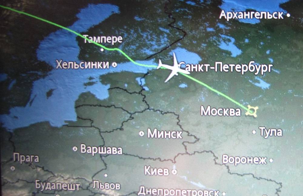 Сколько лететь от москвы до питера на самолете прямым рейсом