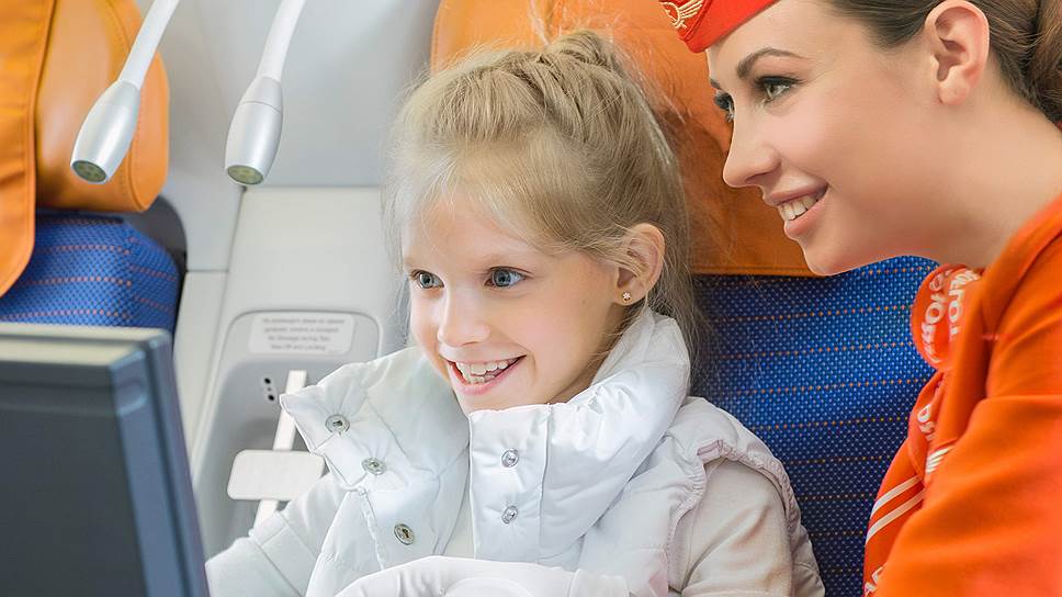 С какого возраста можно летать на самолете без родителей?
