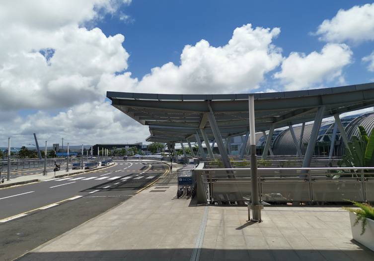 Список аэропортов маврикия -  list of airports in mauritius