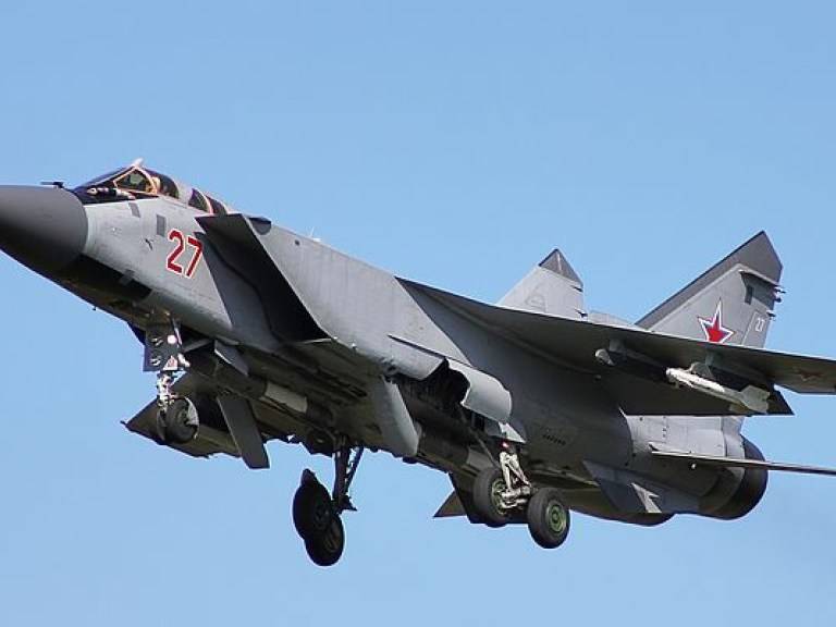 Миг-31: ​​характеристики и скорость самолета-перехватчика, боевое применение