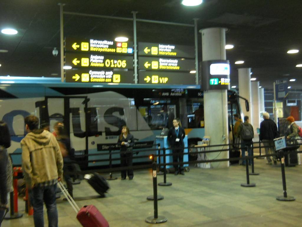 Аэробусы (шаттлы) в аэропорту барселоны