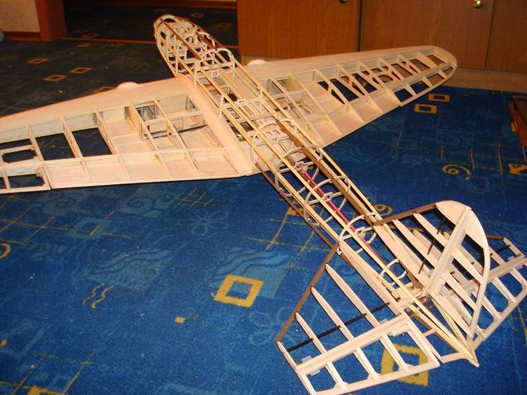 Как с нуля изготовить летающую модель самолета