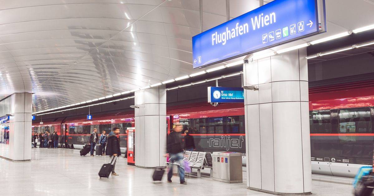 Аэропорт вены: как добраться до центра города