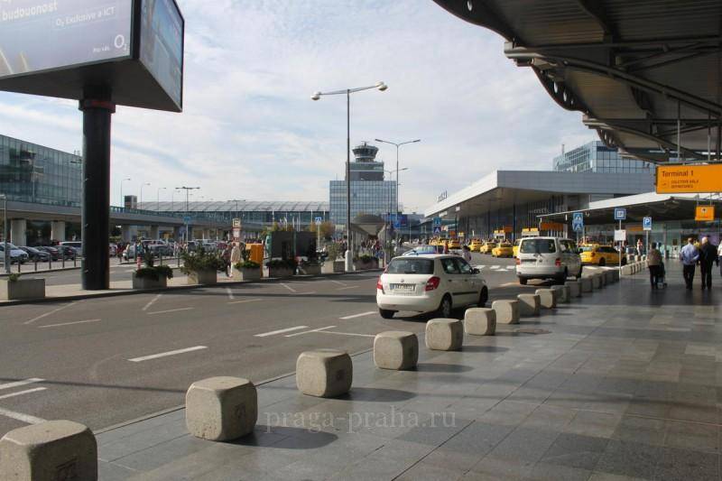 Аэропорт праги: как добраться до центра города, онлайн табло и лайфхаки