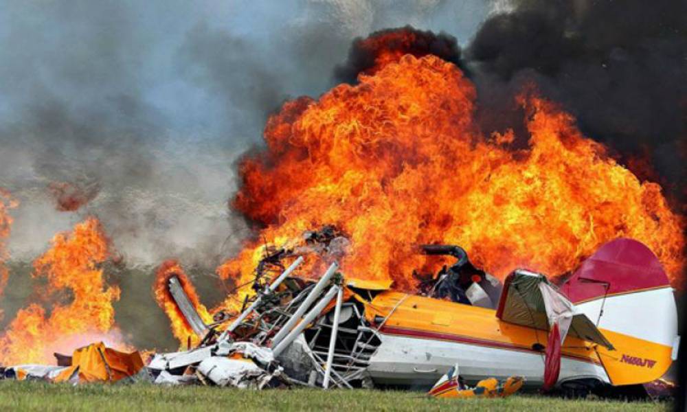 Как человек умирает при крушении самолёта, и говорят ли пассажирам, что лайнер падает?