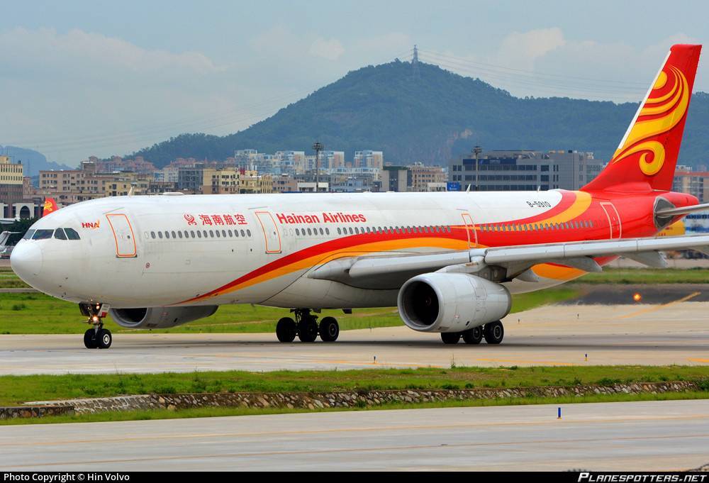 Китайская авиакомпания hainan airlines