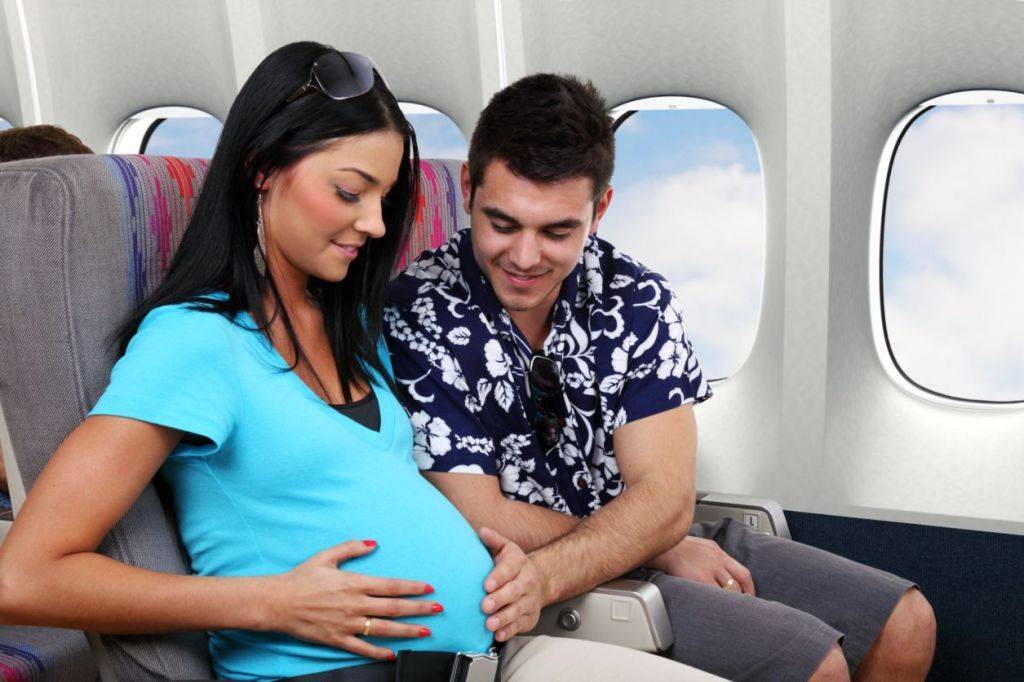 Самолет во время беременности | уроки для мам