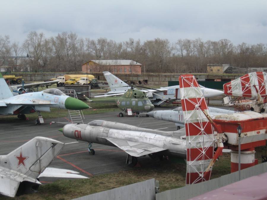 Курганский авиационный музей - wi-ki.ru c комментариями