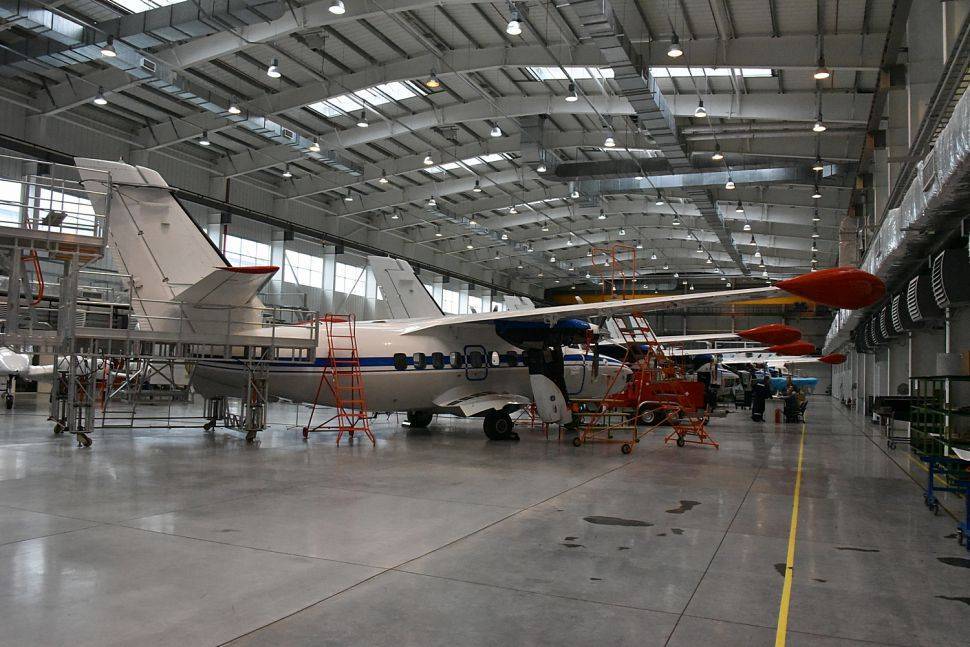 Узга заключил соглашение о производстве самолетов по лицензии aircraft industries