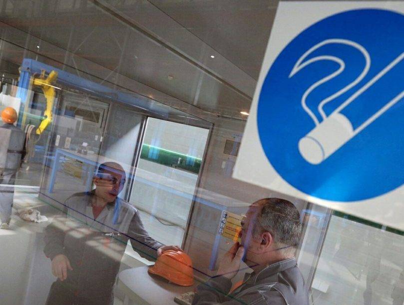 Место для курения в аэропорту внуково: рассматриваем суть