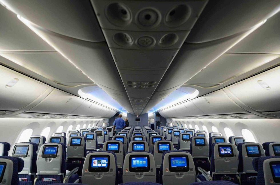 Boeing 787-900 супер салон: схема и нюансы выбора мест