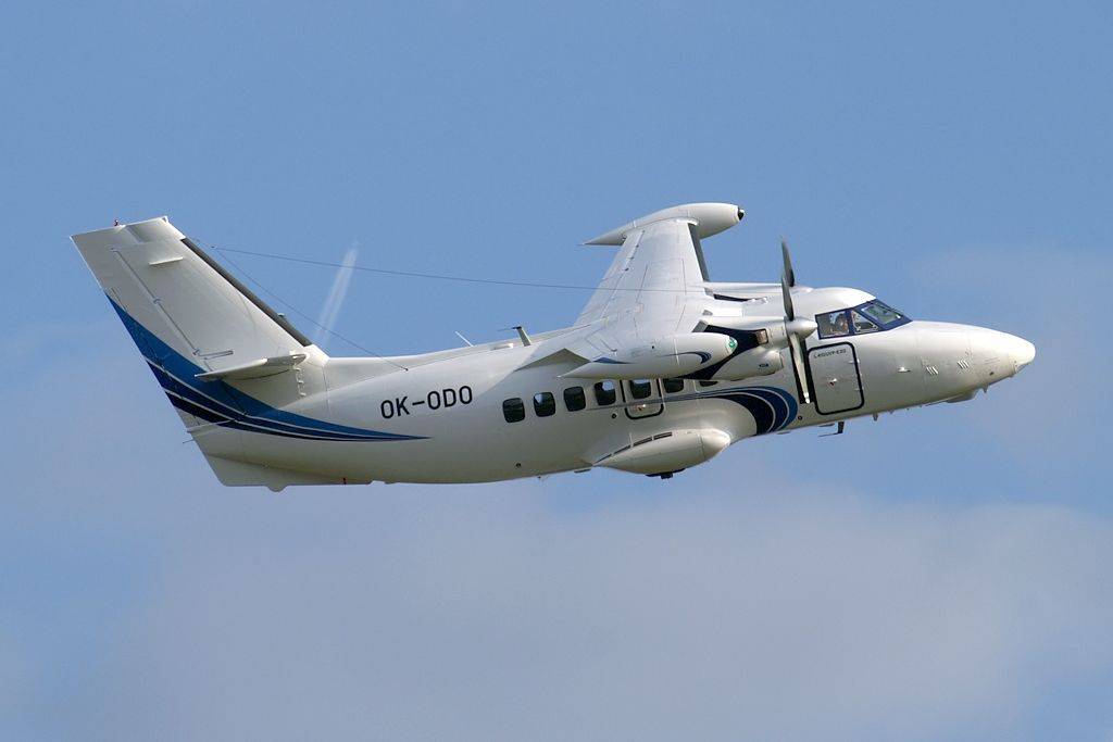 Самолет turbolet let l-410: история, характеристики, планировка салона