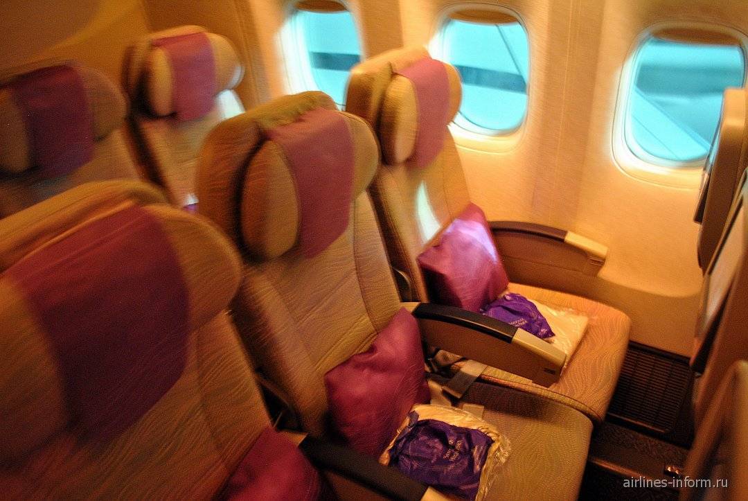 Boeing 777-300er emirates схема салона лучшие места в самолете с фото