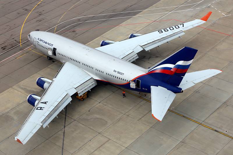 Ил-96-300 борт номер 1 и другие самолеты президента путина