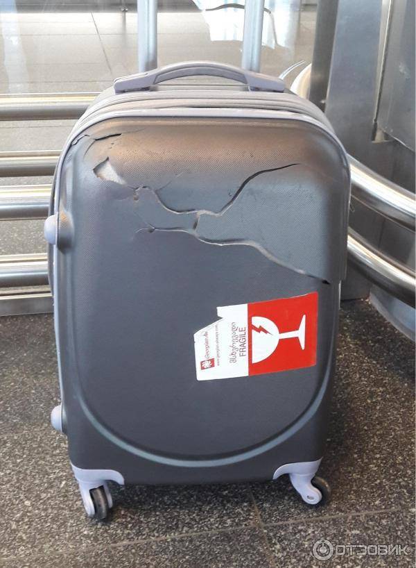 Кража чемодана или кража вещей из чемодана в аэропорту - что делать и куда обратиться